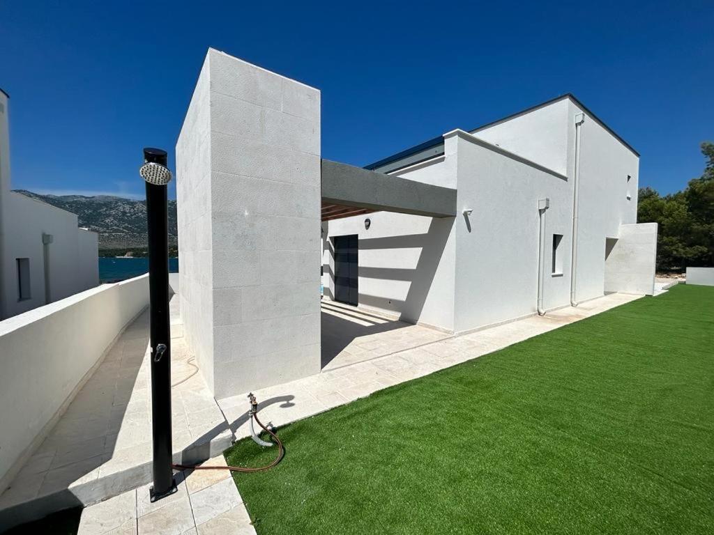 Villa Christian Luxusvilla Direkt Am Meer Rovanjska Exterior photo